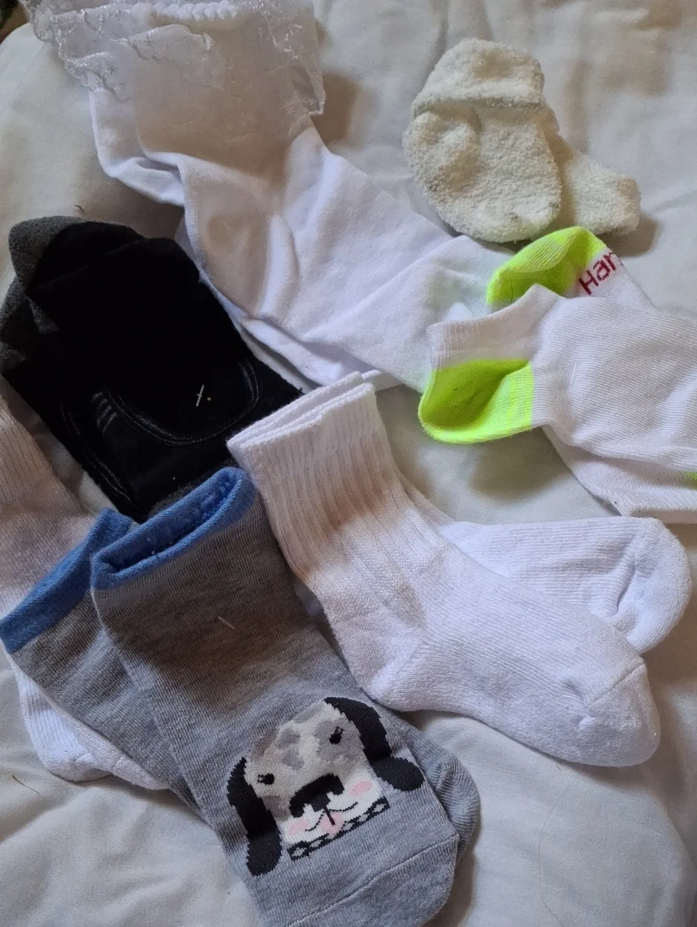 Kids Mixed Socks Pack — White, Gray, Black & Neon Yellow 7 Pair (Mis418)